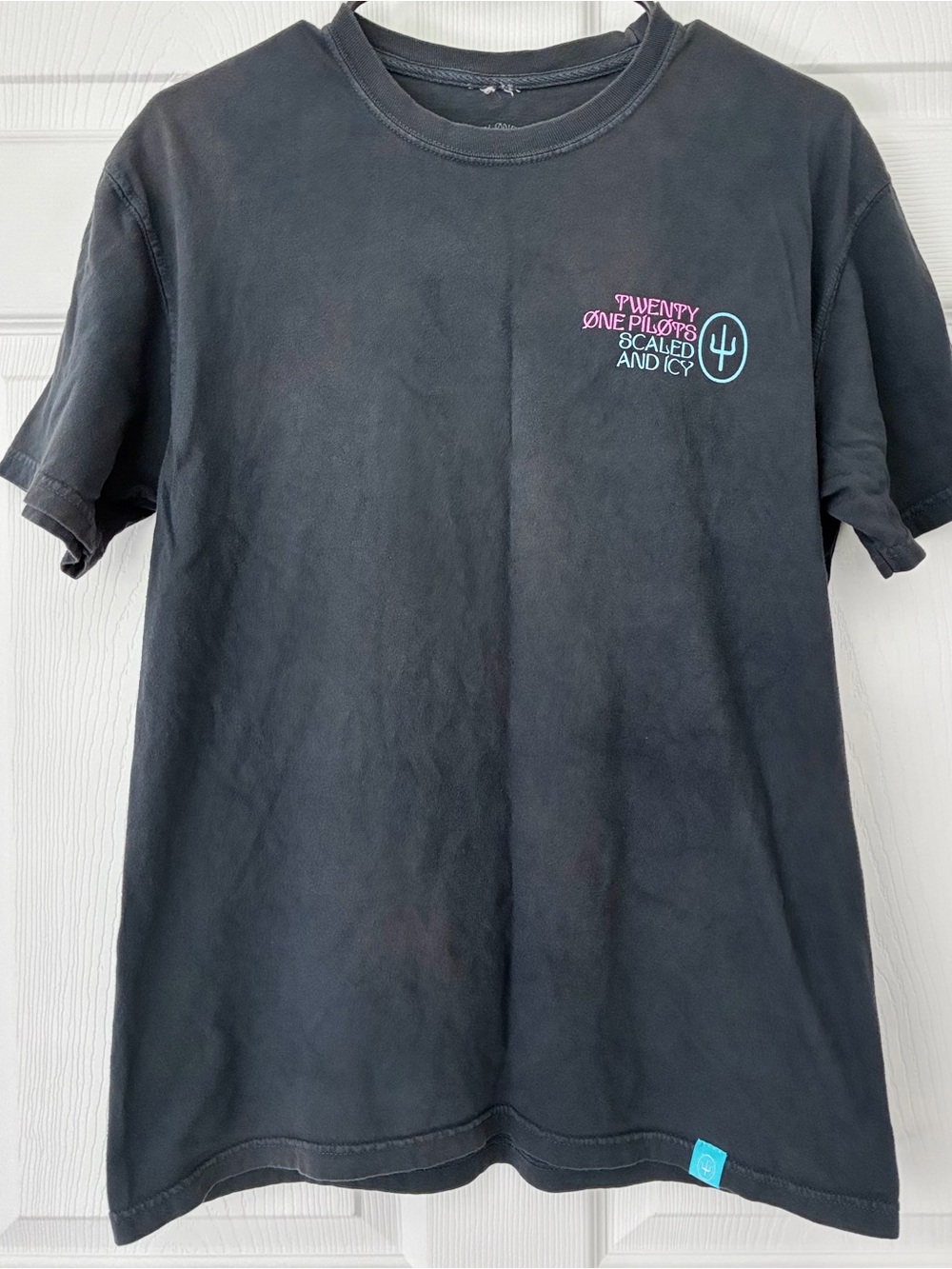Official TØP Black Graphic Shirt - Picture 2 of 5
